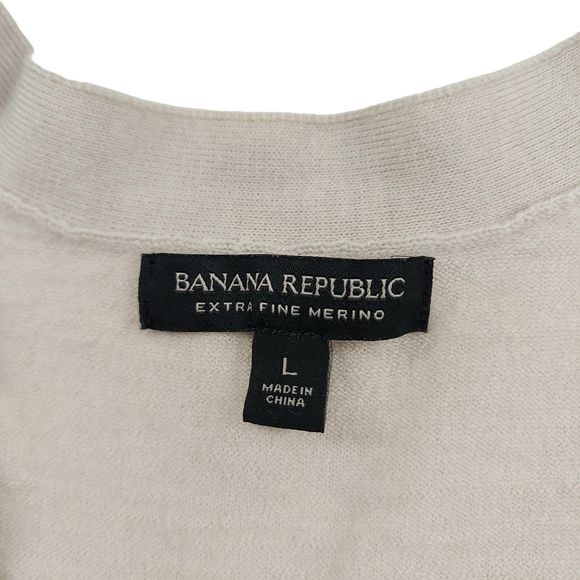 Banana Republic Womens Merino Wool Sweater Large Beige Button Up Knit V-Neck - Picture 11 of 12